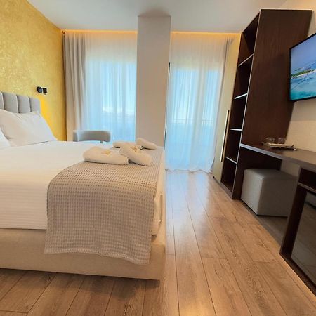 The Queen'S Lion Premium Hotel Саранде Екстериор снимка