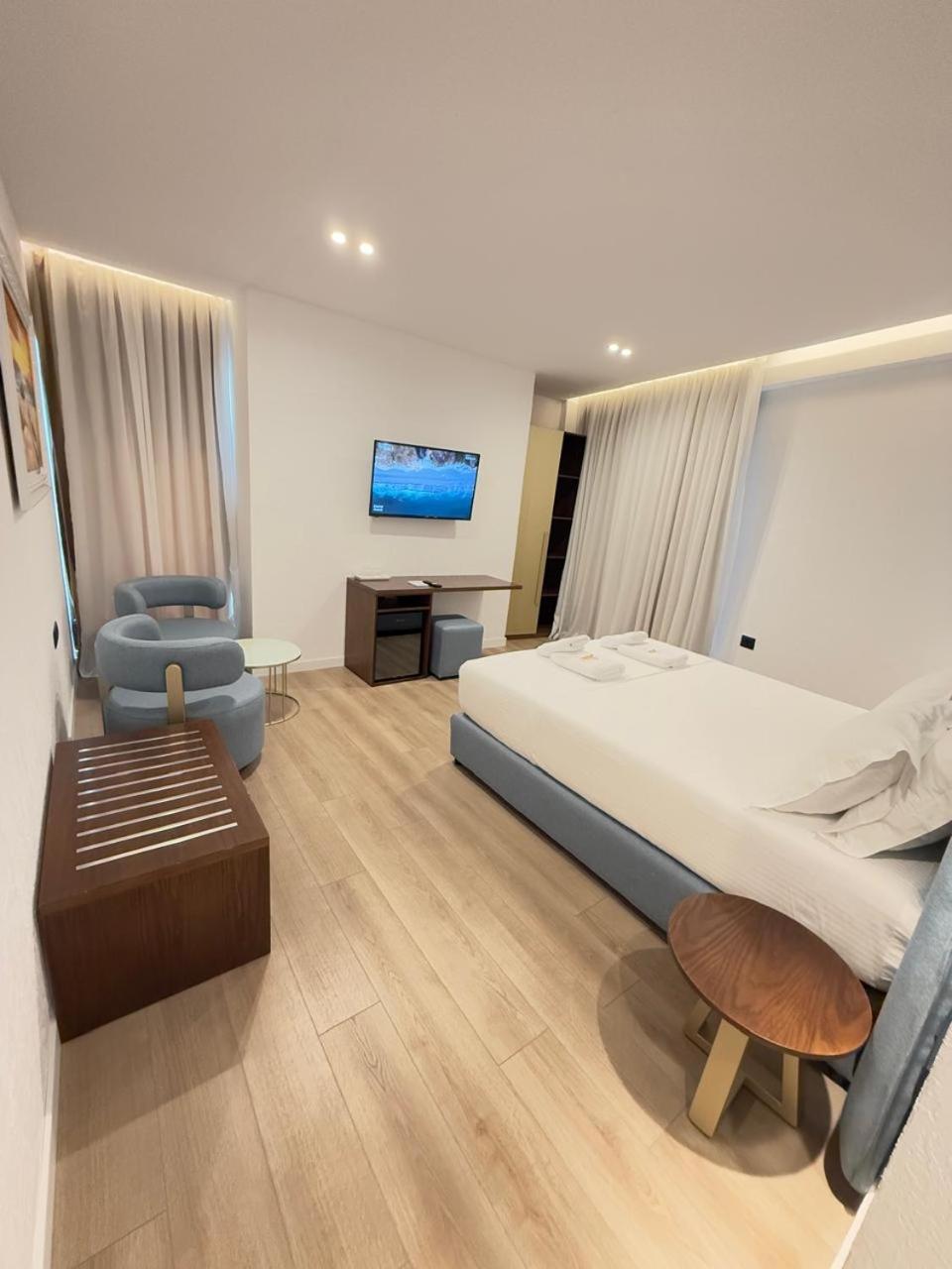 The Queen'S Lion Premium Hotel Саранде Екстериор снимка