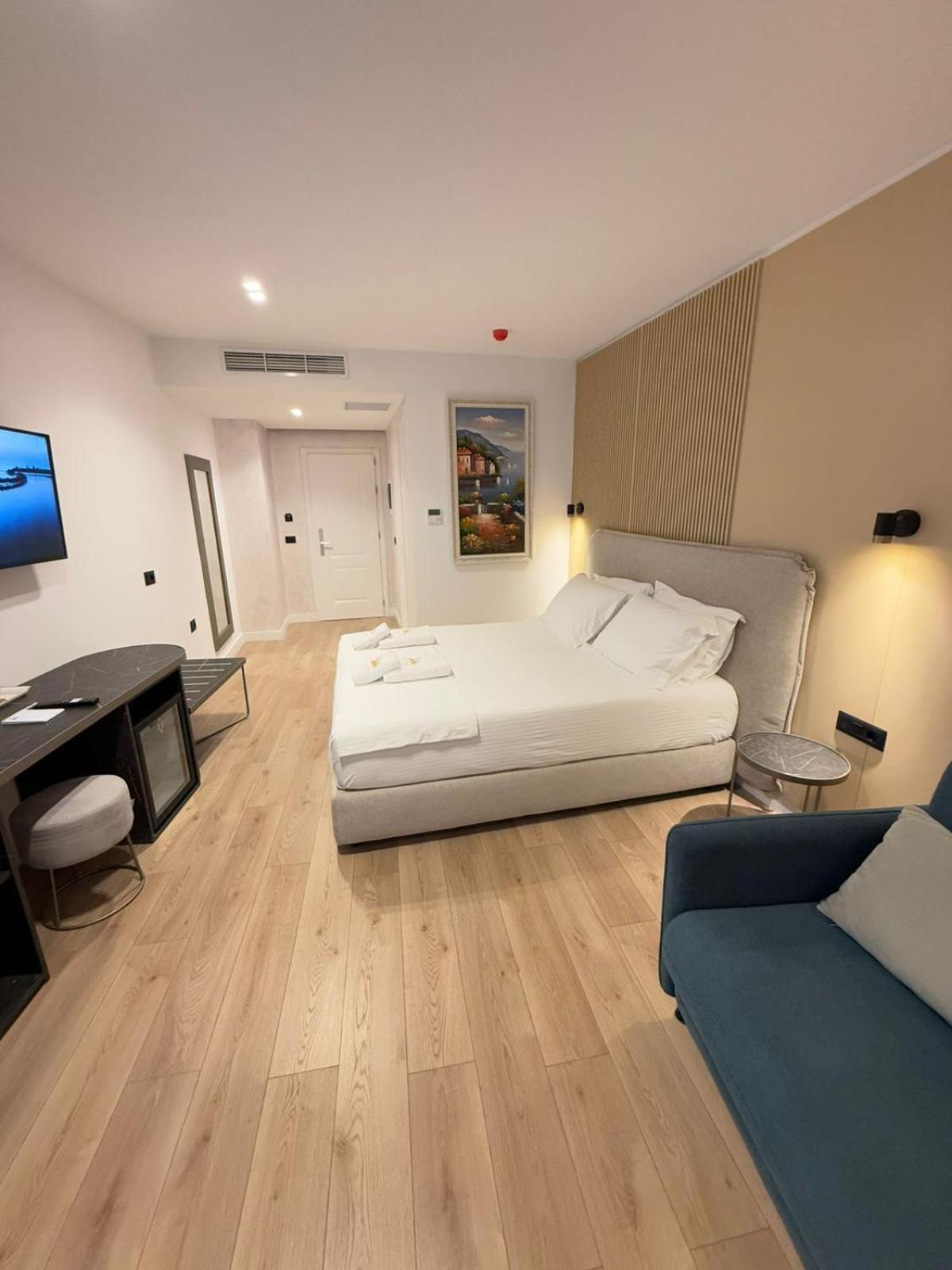 The Queen'S Lion Premium Hotel Саранде Екстериор снимка